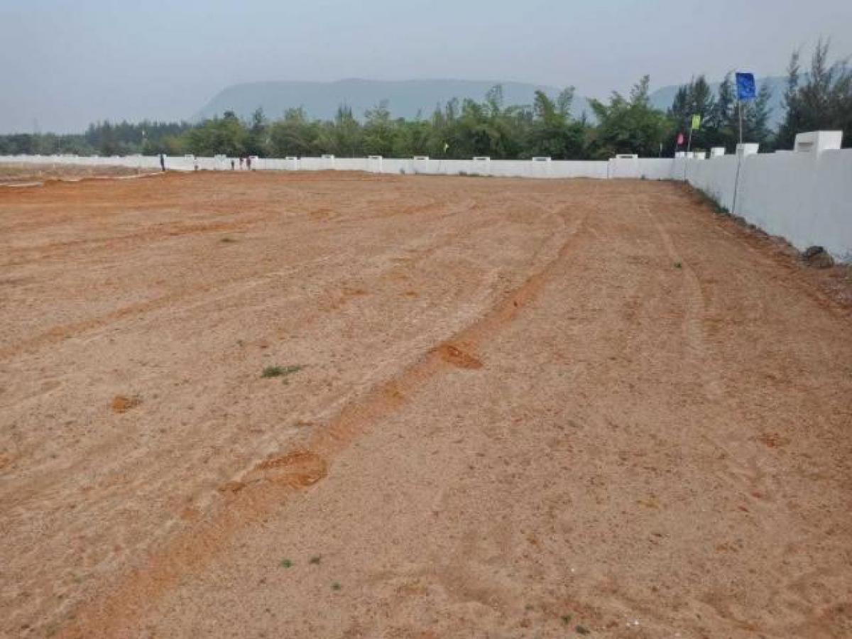  Land in Visakhapatnam, India No. 30285