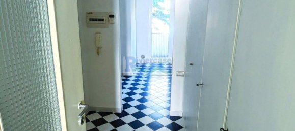 Квартира с 4 комнатами в Санремо, Италия № 130934 21