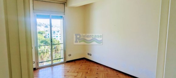 Квартира с 4 комнатами в Санремо, Италия № 130934 29