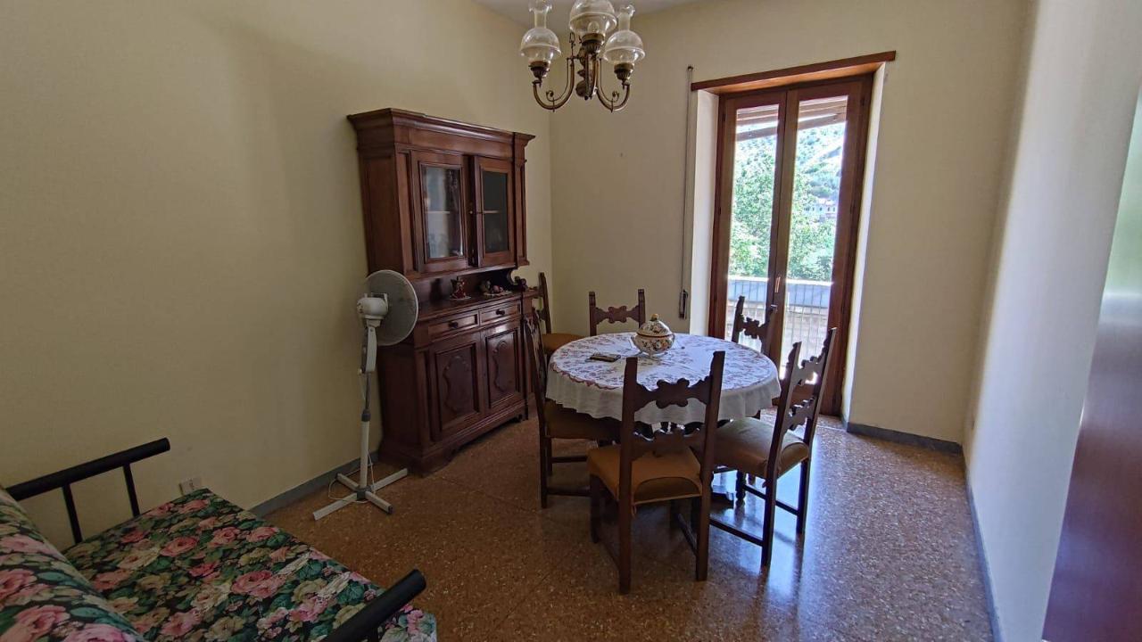 3 rooms Apartment in Tivoli, Italy No. 152296