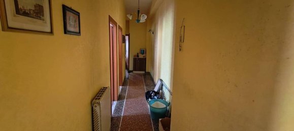 3 rooms Apartment in Tivoli, Italy No. 152296 8