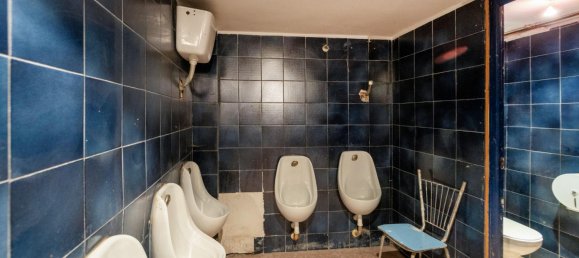 224m² Commercial property in Granada, Spain No. 178253 19