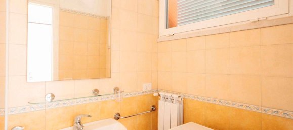 1 bedroom Apartment in Montenero di Bisaccia, Italy No. 343789 14
