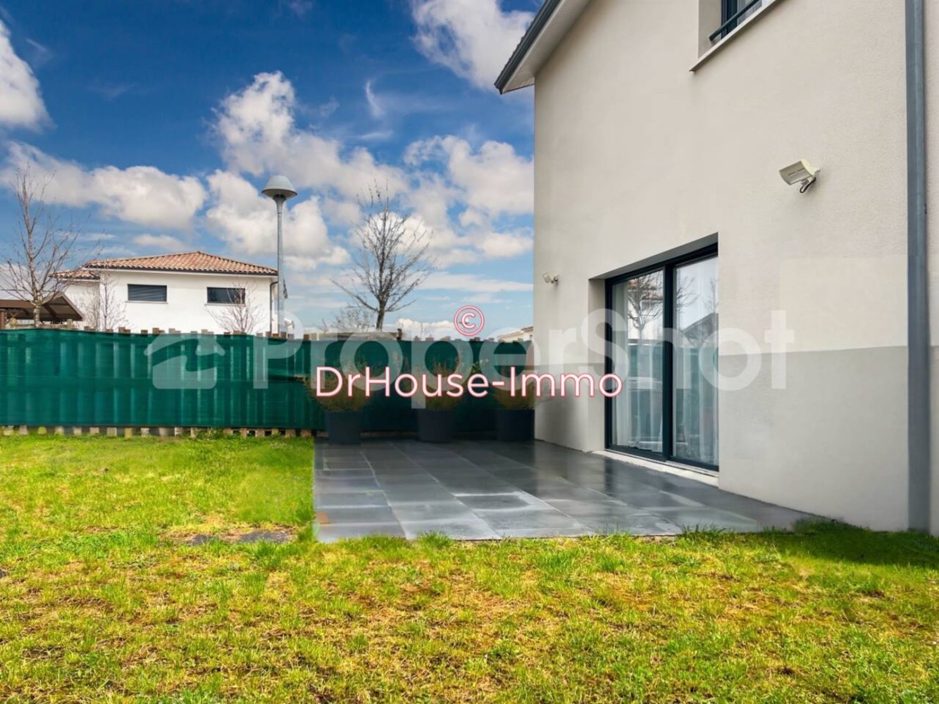 3 bedrooms House in Blanquefort, France No. 102029