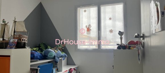 3 bedrooms House in Blanquefort, France No. 102029 4