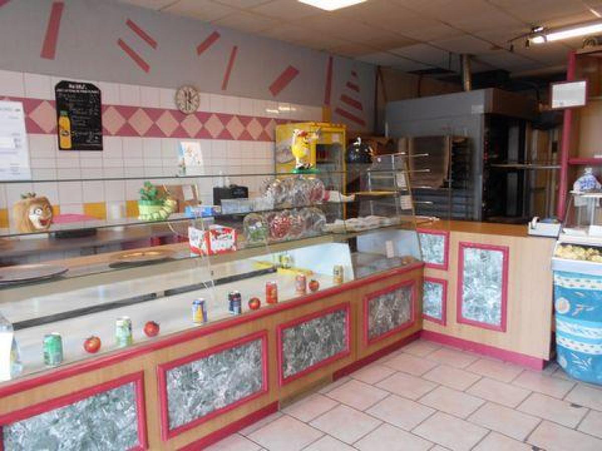 1 bedroom Office in Vitrolles, France No. 17230