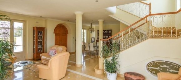 5 bedrooms Villa in Pietrasanta, Italy No. 38826 8