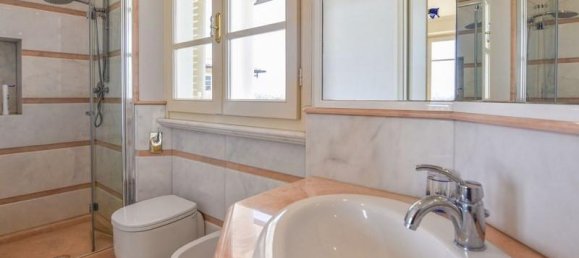 5 bedrooms Villa in Pietrasanta, Italy No. 38826 29