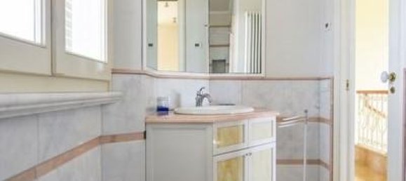 5 bedrooms Villa in Pietrasanta, Italy No. 38826 30