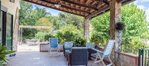 5 bedrooms Villa in Pozzuoli, Italy No. 320745 7