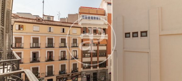 Квартира с 4 спальнями в Мадрид, Испания № 160237 35