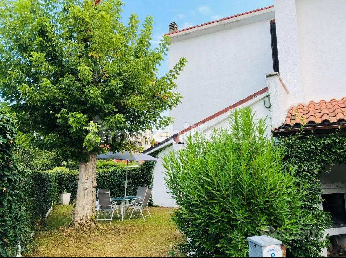 2 Schlafzimmer Wohnung in Comacchio, Italy, Nr. 379617