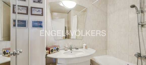 2 bedrooms Apartment in Courbevoie, France No. 172108 8