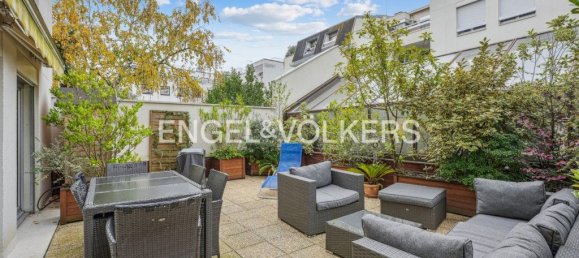 2 bedrooms Apartment in Courbevoie, France No. 172108 2