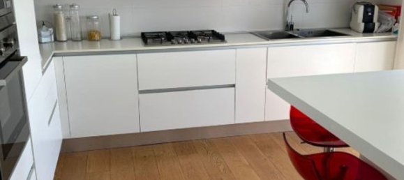 3-salle Appartement à Meda, Italy No. 7819 13