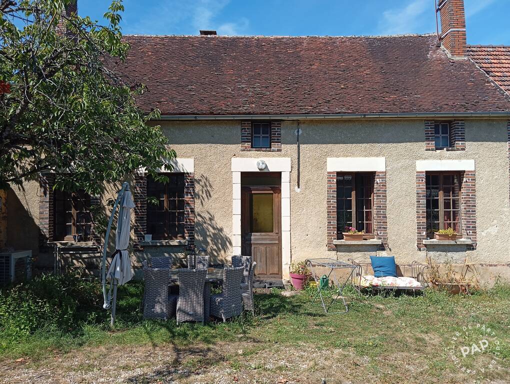 2 bedrooms House in Yonne, France No. 330450