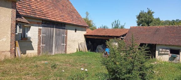 2 bedrooms House in Yonne, France No. 330450 2