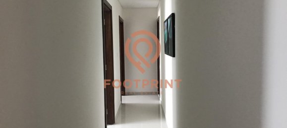 2 bedrooms Apartment in Dubai, UAE No. 24716 10