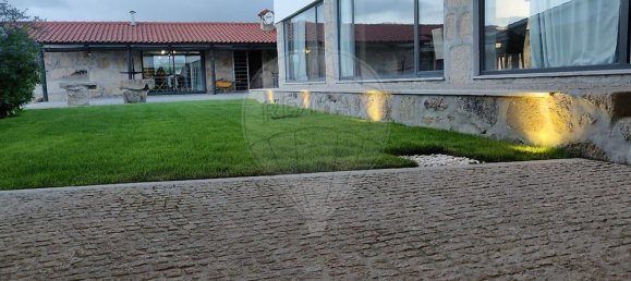 3 Schlafzimmer Haus in Maia, Portugal, Nr. 52498 10