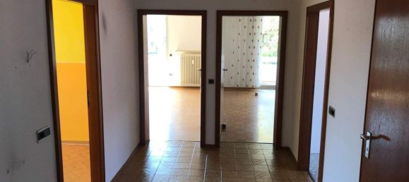 6 chambres Bâtiment à Worms, Germany No. 76326 25