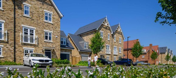 3 chambres Appartement à Fleet, United Kingdom No. 3370 2