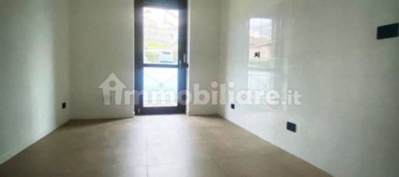 Apartamento T2 em Lecco, Italy N.º 76911 16