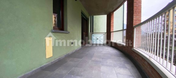 Apartamento T2 em Lecco, Italy N.º 76911 2