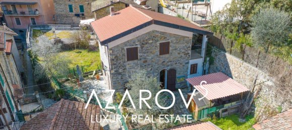 2 bedrooms Villa in Pigna, Italy No. 372888 7