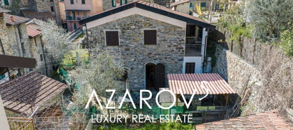 2 bedrooms Villa in Pigna, Italy No. 372888 8