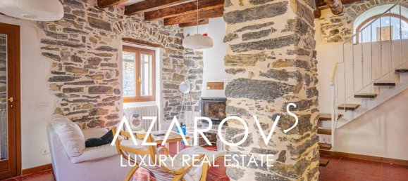 2 bedrooms Villa in Pigna, Italy No. 372888 13