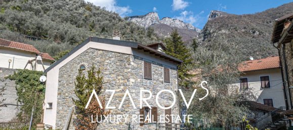 2 bedrooms Villa in Pigna, Italy No. 372888 3