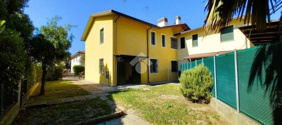 5 bedrooms House in Bagnacavallo, Italy No. 380771 7
