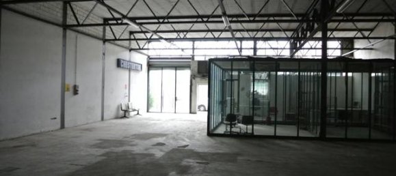 Armazém em Grassobbio, Italy 600 m² N.º 337651 7