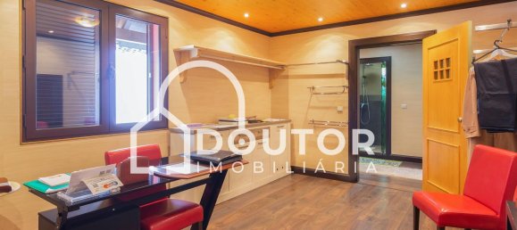 Дом с 4 спальнями в Фуншал, Португалия № 107795 14