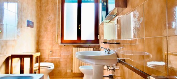 2 chambres Villa à Caravaggio, Italy No. 213970 13