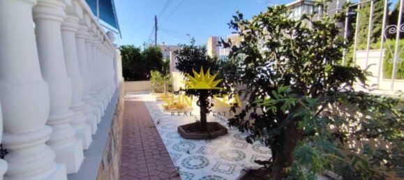 4 bedrooms Apartment in Torrevieja, Spain No. 142212 4