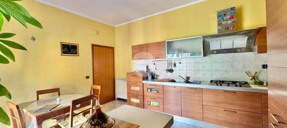 4 bedrooms Apartment in Pozzuoli, Italy No. 372794 6