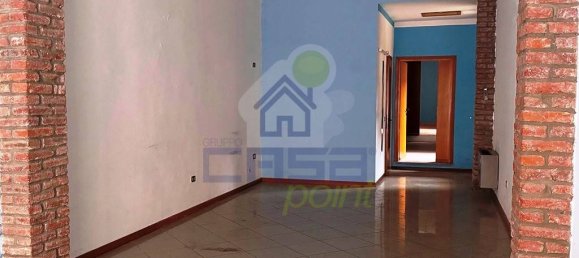 3 rooms Commercial property in Cremona, Italy No. 238879 4