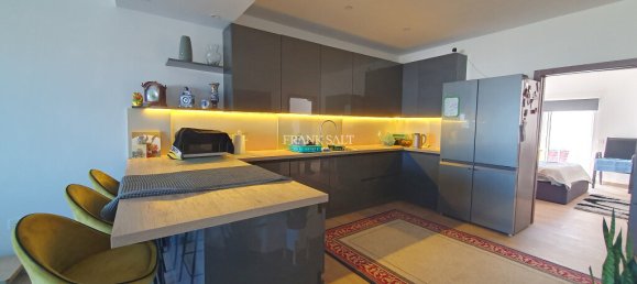 2 bedrooms Penthouse in Saint Julian's, Malta No. 7512 3