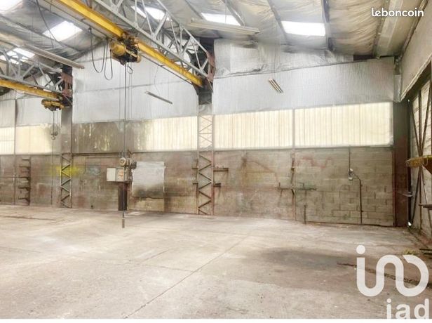 Garage in Bresles, France 600m², Nr. 306029