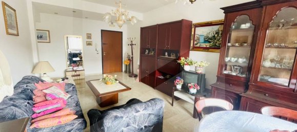 4 rooms Apartment in Valenzano, Italy No. 31231 3