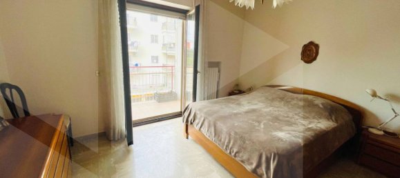4 rooms Apartment in Valenzano, Italy No. 31231 7