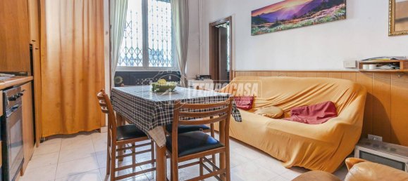 1 chambre Appartement à Milan, Italy No. 379816 2