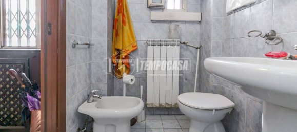 1 chambre Appartement à Milan, Italy No. 379816 11