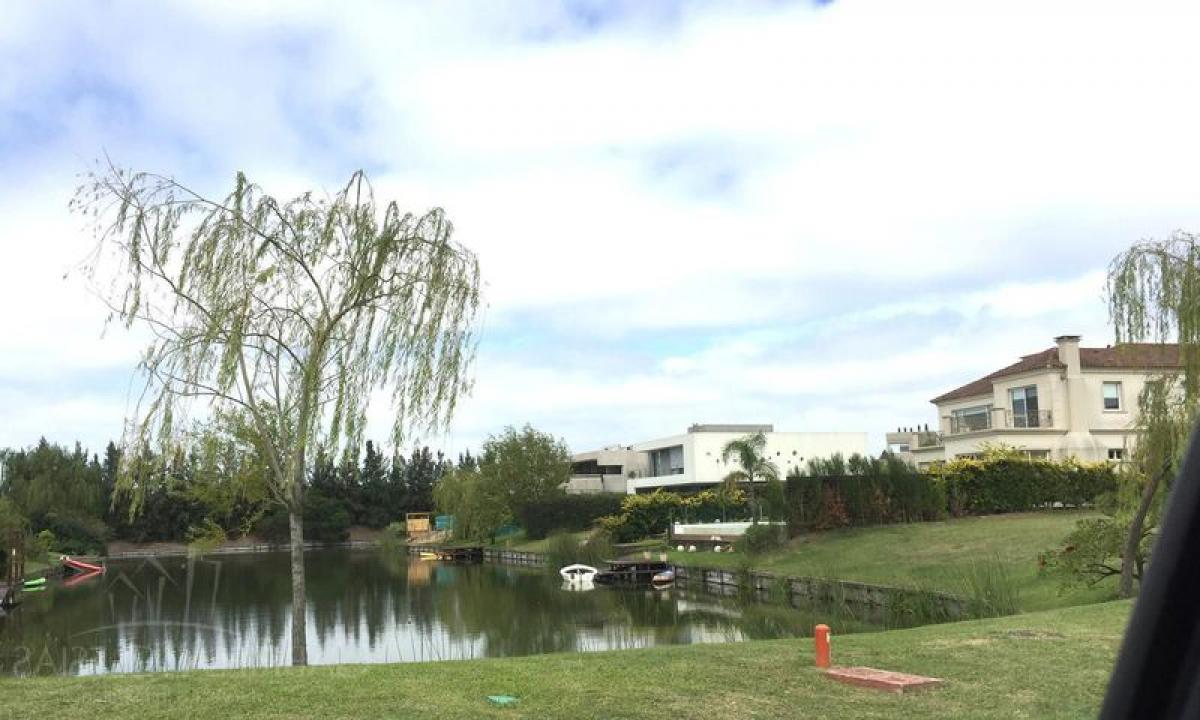  Land in Tigre, Argentina No. 36964