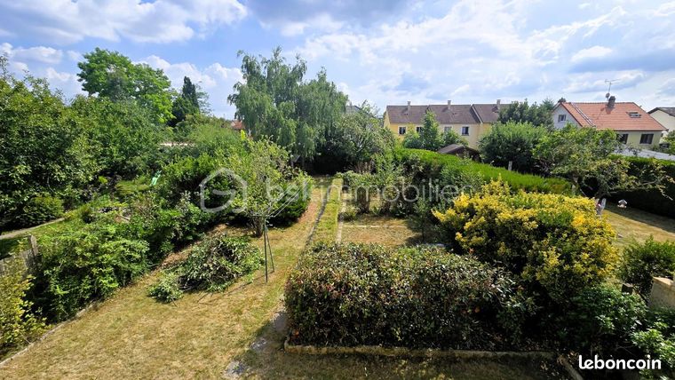 4 chambres Maison à Sainte-Geneviève-des-Bois, France No. 312136