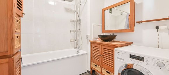 3 bedrooms Apartment in Montreuil, France No. 177926 3