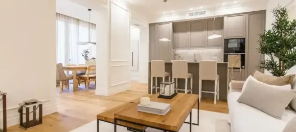 Apartamento de 3 dormitorios en Madrid, Spain No. 161666 3