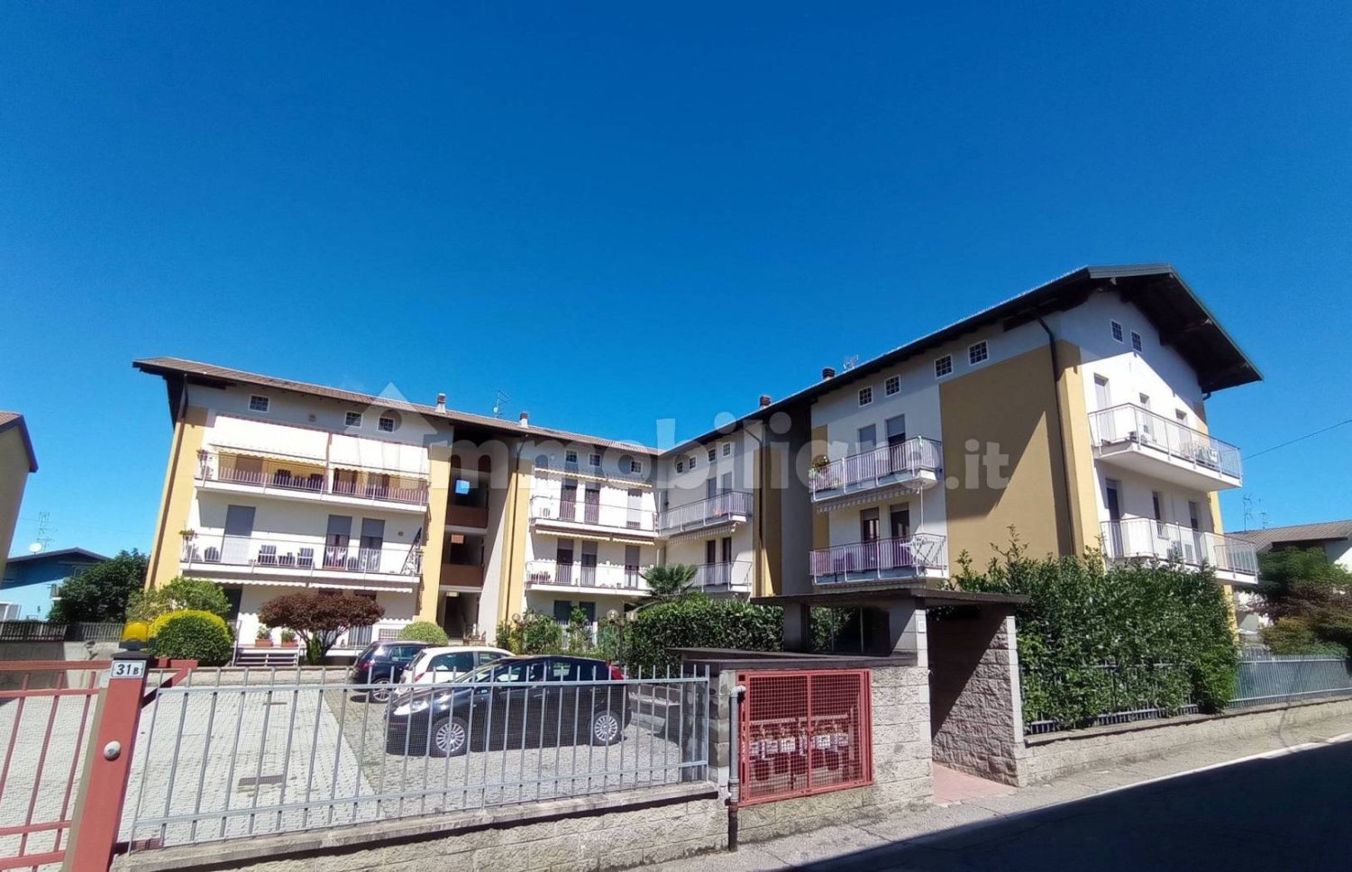 2 bedrooms Apartment in Bellinzago Novarese, Italy No. 336223
