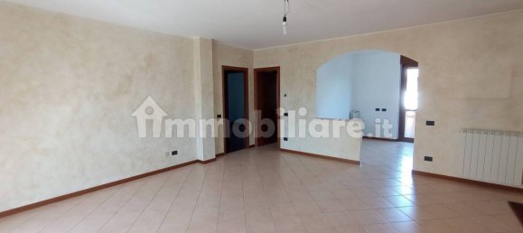 2 bedrooms Apartment in Bellinzago Novarese, Italy No. 336223 5